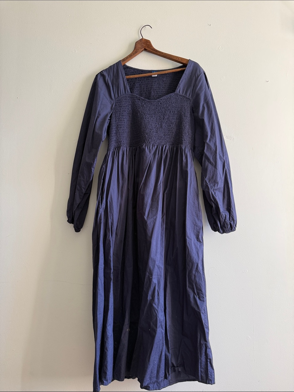 Old Navy Navy Long-Sleeve Smocked Maxi Dress